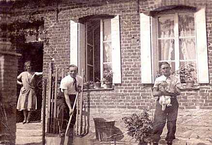 Elise, Albert et Fernand Blas en 1935